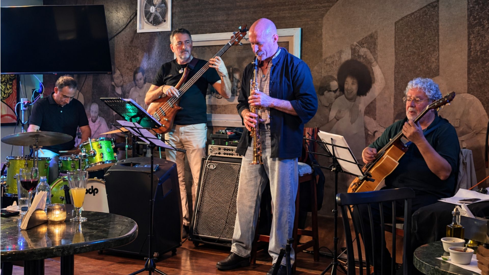“El Jazz de las 8” el ciclo que reúne a músicos de la escena nacional en la colonia Juárez